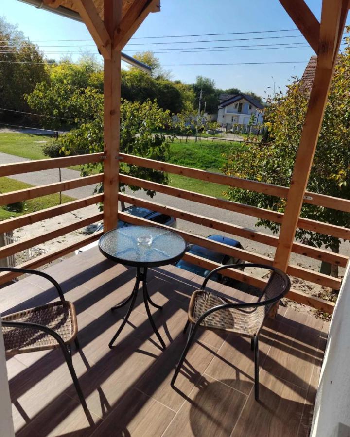 Apartmani Jela Sombor Exteriör bild