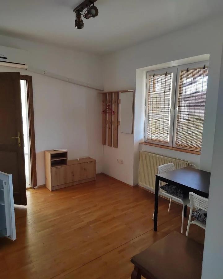 Apartmani Jela Sombor Exteriör bild
